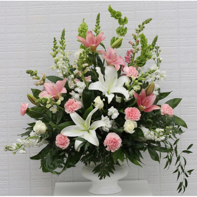 Peaceful Memory Sympathy Arrangement - Same Day Delivery